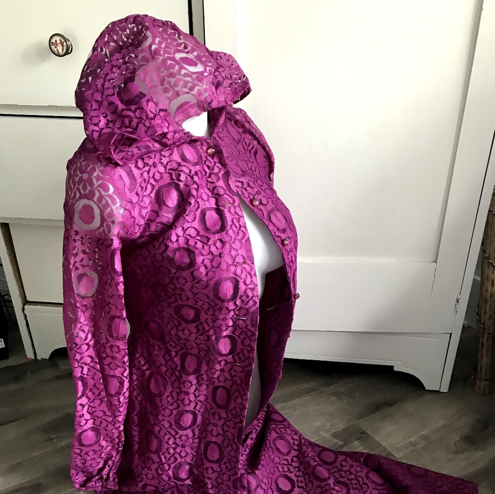 Vintage Union Made Purple Lace Hooded Robe Size XS